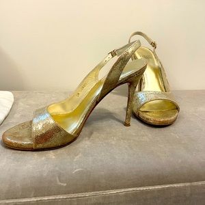 Stuart Weitzman 4” crinkled gold sandals/ evening shoes. Size 8.5. Worn twice.